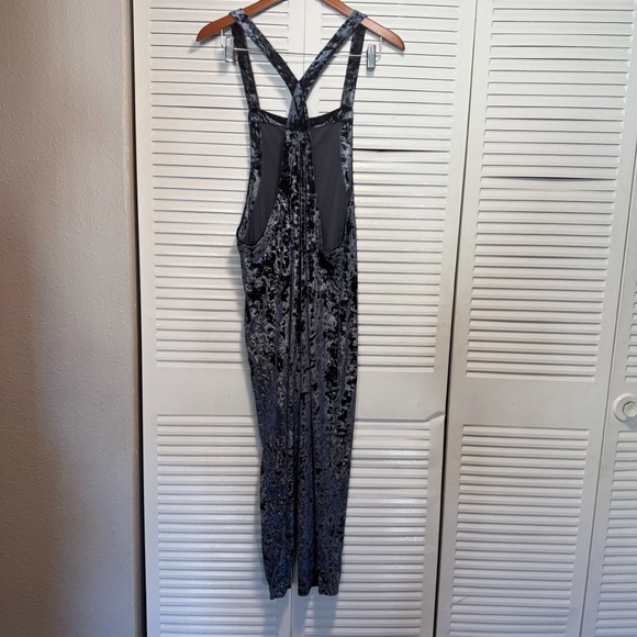 Urban Outfitters UO Blue Crushed Velvet Pullup Overall Jumpsuit Size S - Picture 6 of 7